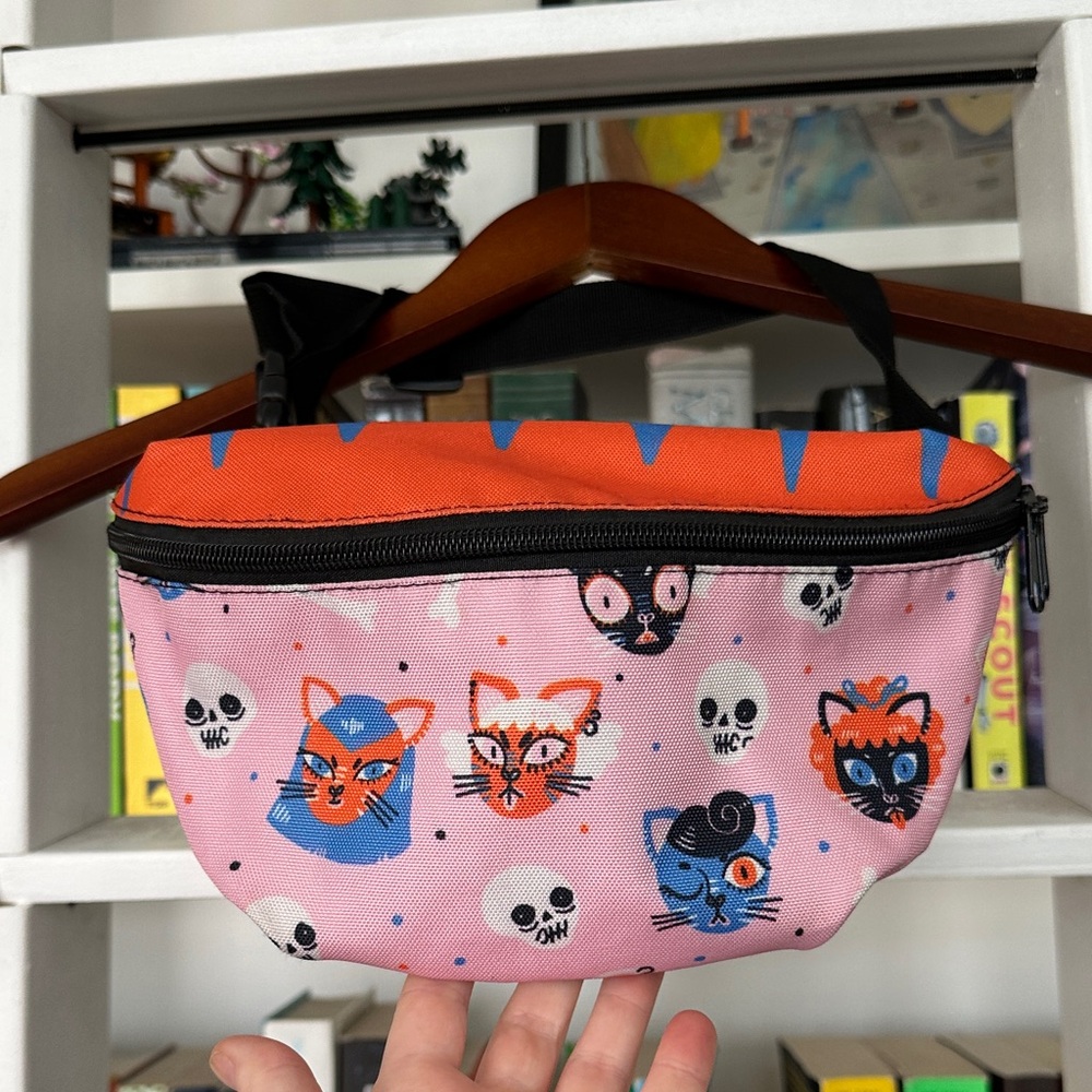 Sonia Lazo Playful Cat Print Fanny Pack - Pink and Orange